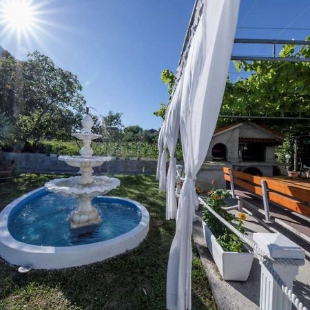 Apartments Mig - With Beautiful Garden Supetarska Draga Exterior foto